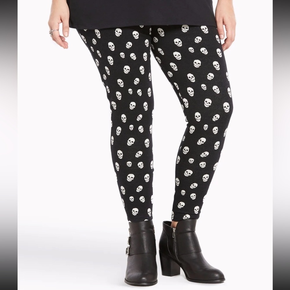 Torrid 3 Skull Print Double Knit Leggings Black
